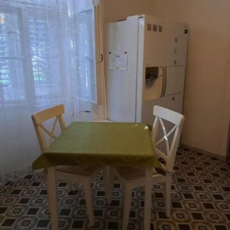 Vintage Magnolia Gasthof